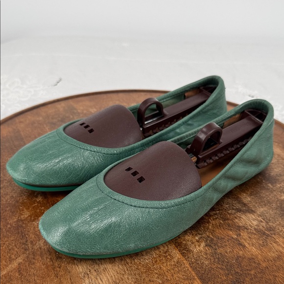 Tieks Shoes - Tieks Shoes Wm 8 Green Leather Flats Foldable Travel Commute Teacher Work